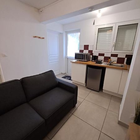 Logement Cosy T2, Centre Ville De Saint-Pierre Exterior foto